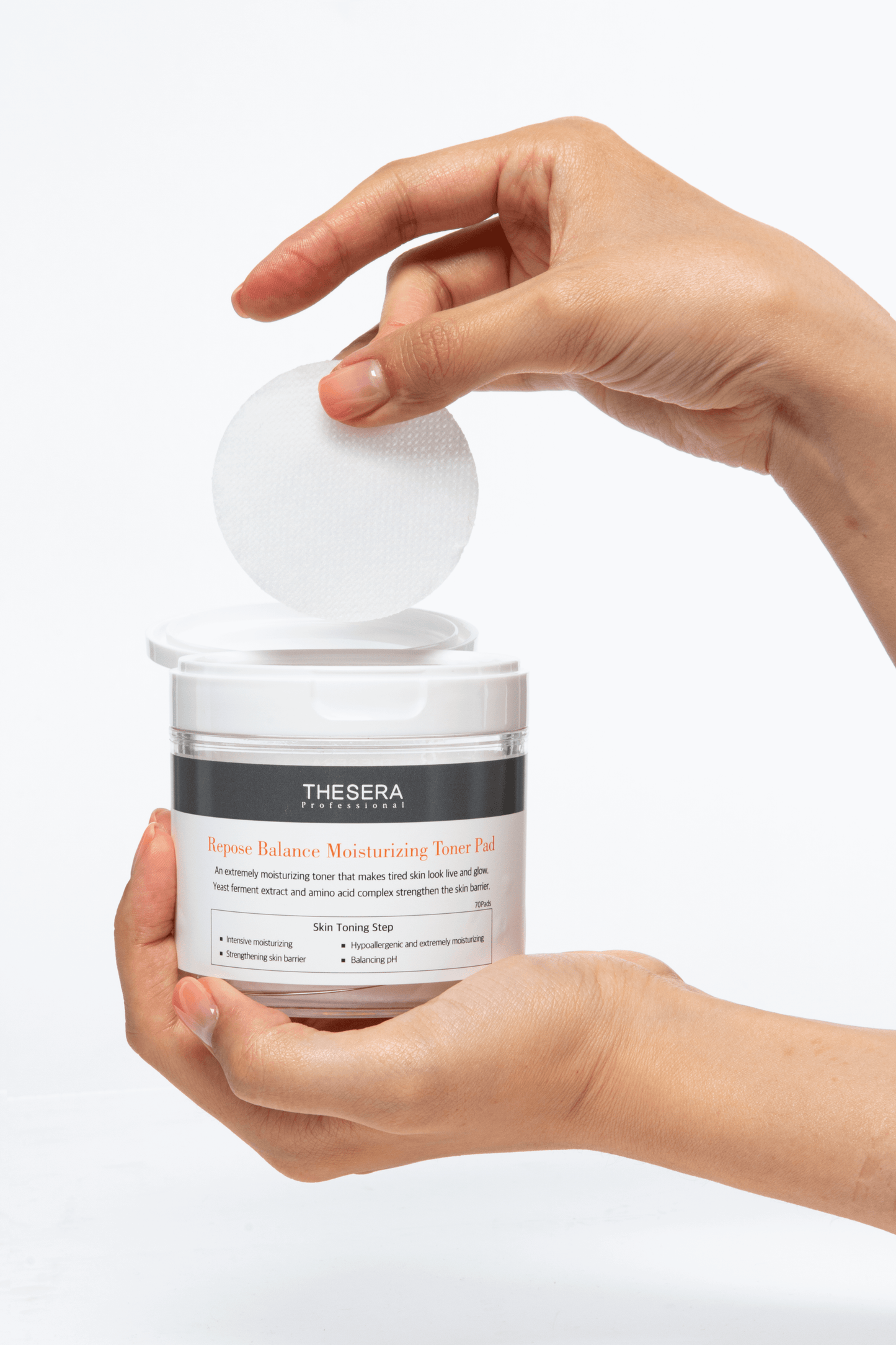 Repose Balance Moisturizing Toner Pad – hidratáló hatású, a bőr ragyogását fokozó arctonikkal átitatott arctisztító korongok